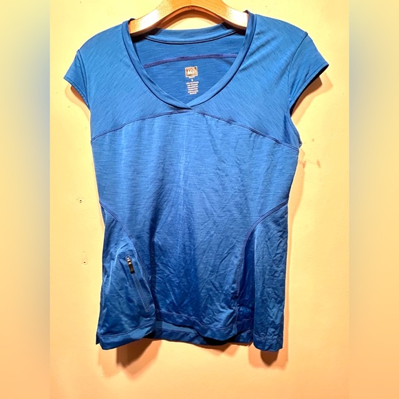 REI | Tops | Rei Cap Sleeve Athletic Top Zipper Pockets Blue Size REI | Tops | Rei Cap Sleeve Athletic Top Zipper Pockets Blue Size
